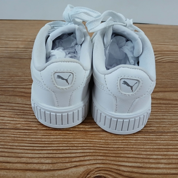 Puma‎ Kids Classic White Sneakers - Picture 3 of 9